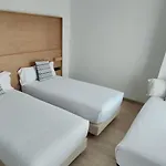 Ciudad De 3*