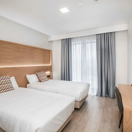 Hotel Ciudad De 3*