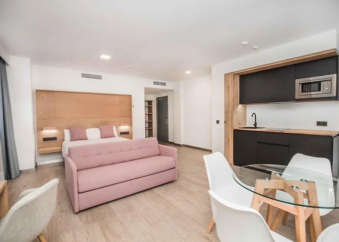 Ciudad De Ξενοδοχείο Ávila